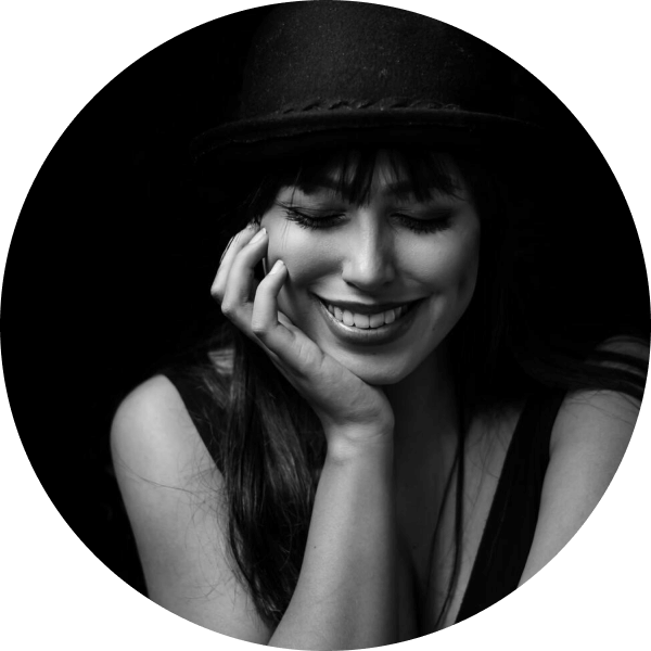 Rezervirano mjesto za sliku s avatarom korisnika koji piše svjedočanstvo.